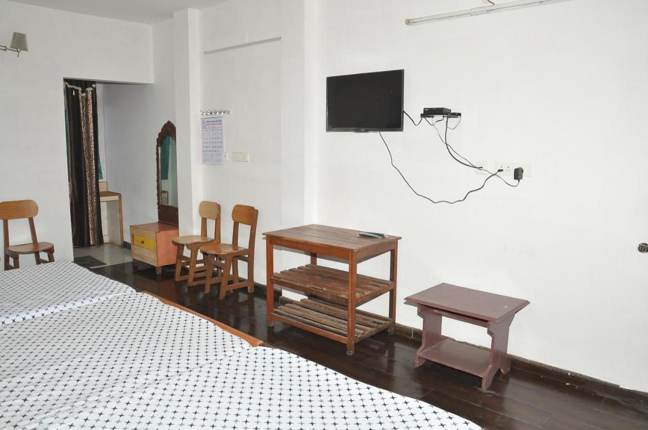 White House Anandagiri Hostel Kodaikanal Exterior foto